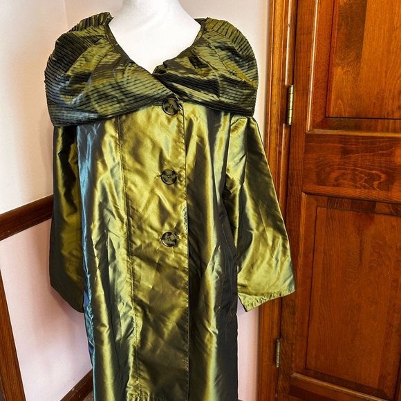 Dennis Basso Olive Green Pleated dress jacket - Picture 11 of 13